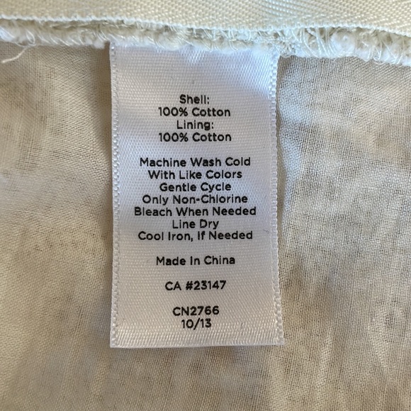 Beautiful Lace Top - Picture 5 of 8